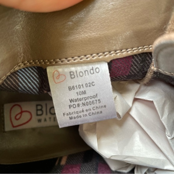 Blondo Rayann Waterproof Suede Leather Chukka Boot - Picture 11 of 12